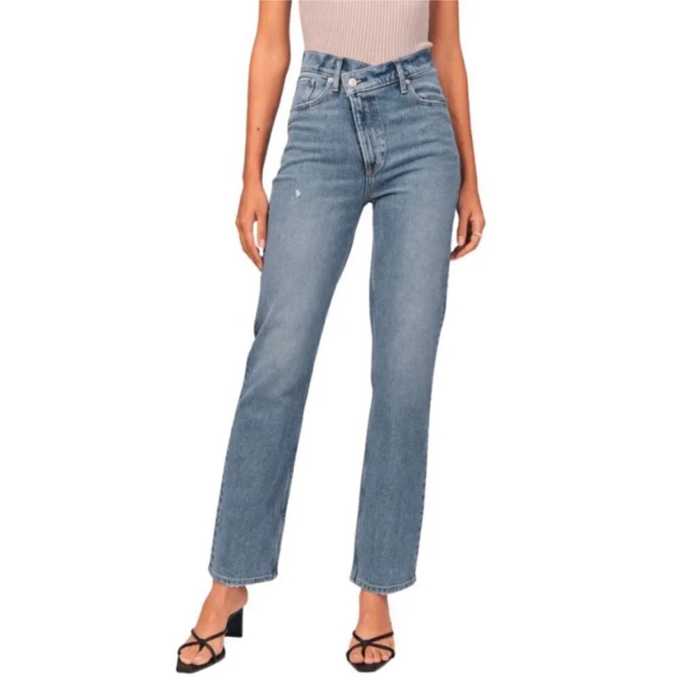 ABERCROMBIE 90s STRAIGHT LEG ULTRA HIGH RISE JEANS